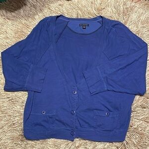 American Eagle‎ Outfitters Blue Low Cut Button Front Shirt